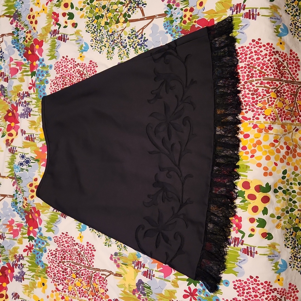 Beautiful Loft woman's navy blue skirt.